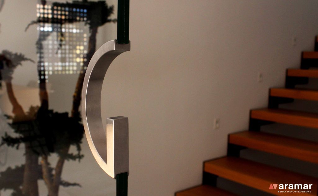 tiradores para vidrio con muesca