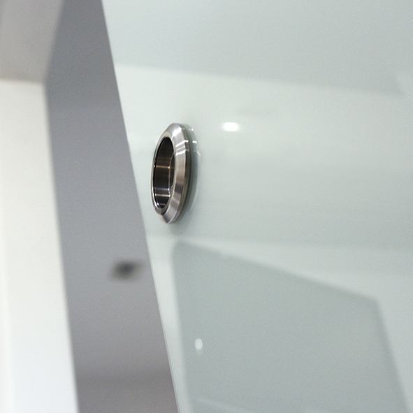 tiradores para vidrio. Uñero